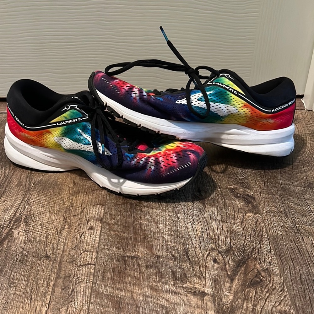 Mens Brooks Launch 5- Limited edition